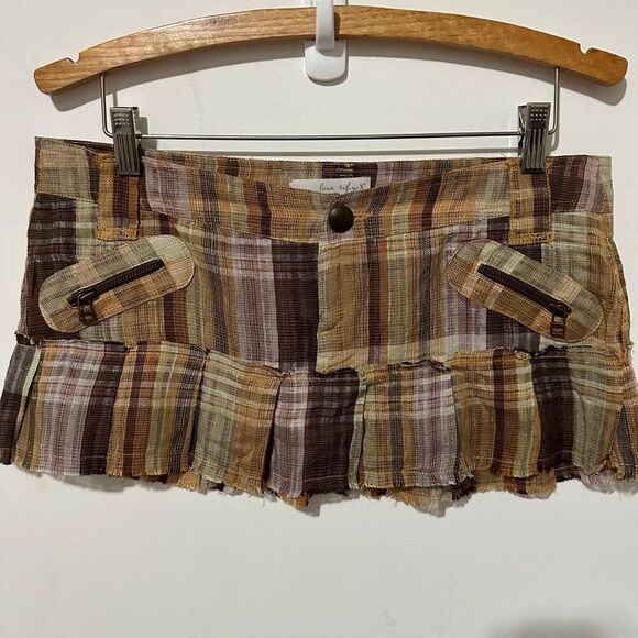 Love Dresses & Skirts - Women's Love Yellow Plaid Mini Skirt L